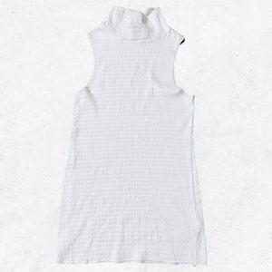 W By Who Wear What When Where Womens Size S Blouse White Sleeveless Turtle Neck‎
